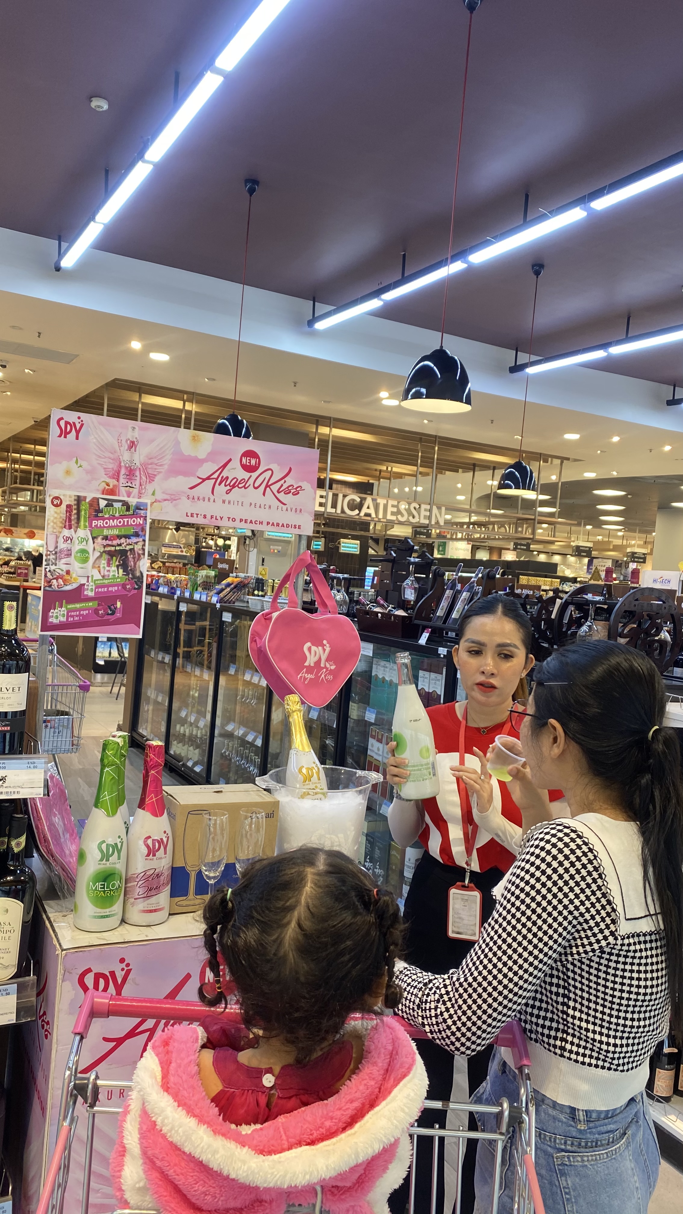 SPY Sparkle Fruit Revolutionizing FMCG Distribution with Da Houg Heng 25th December at Makro Cambodia - Image 2